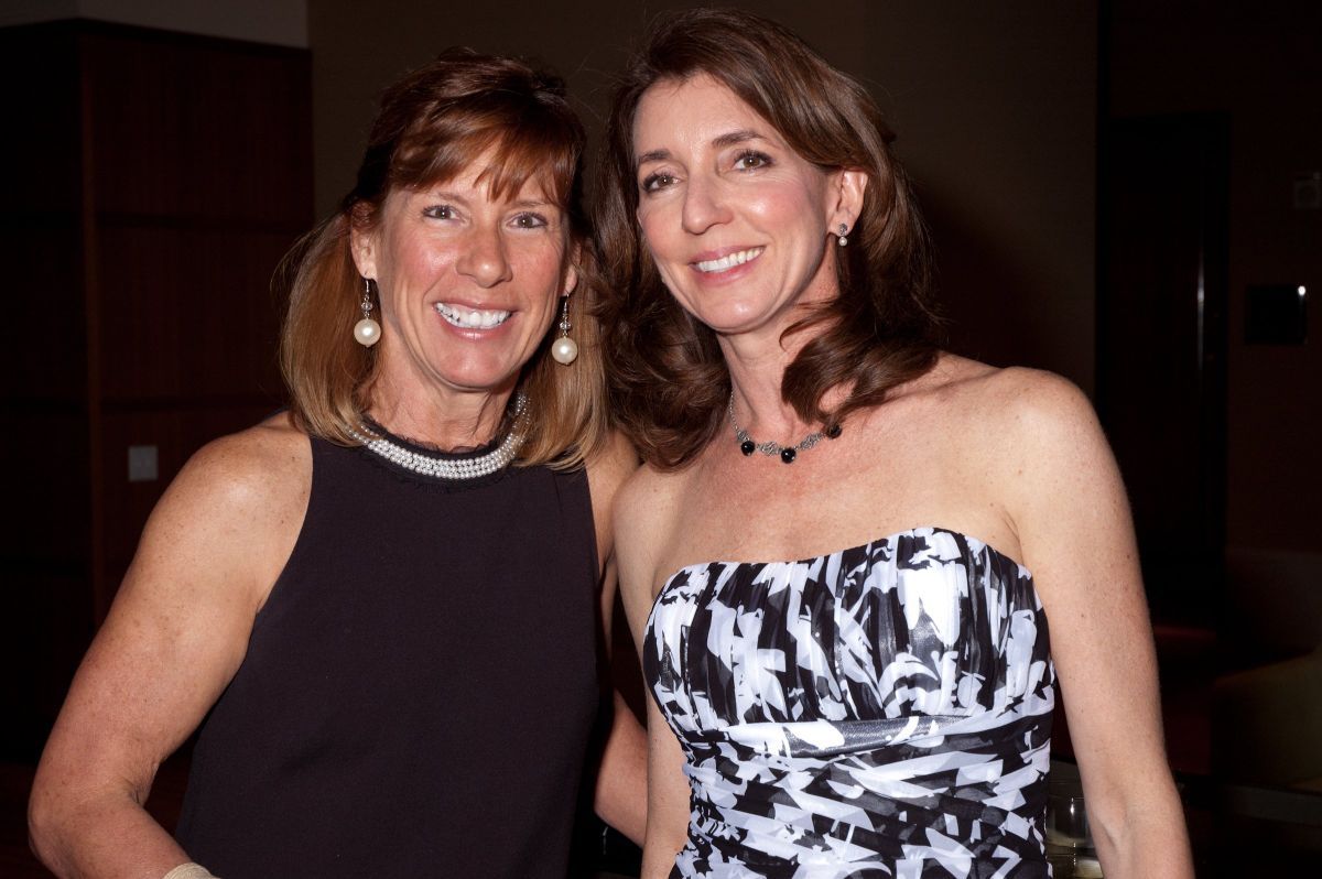 Carolyn DeGreeff, Eileen Wald